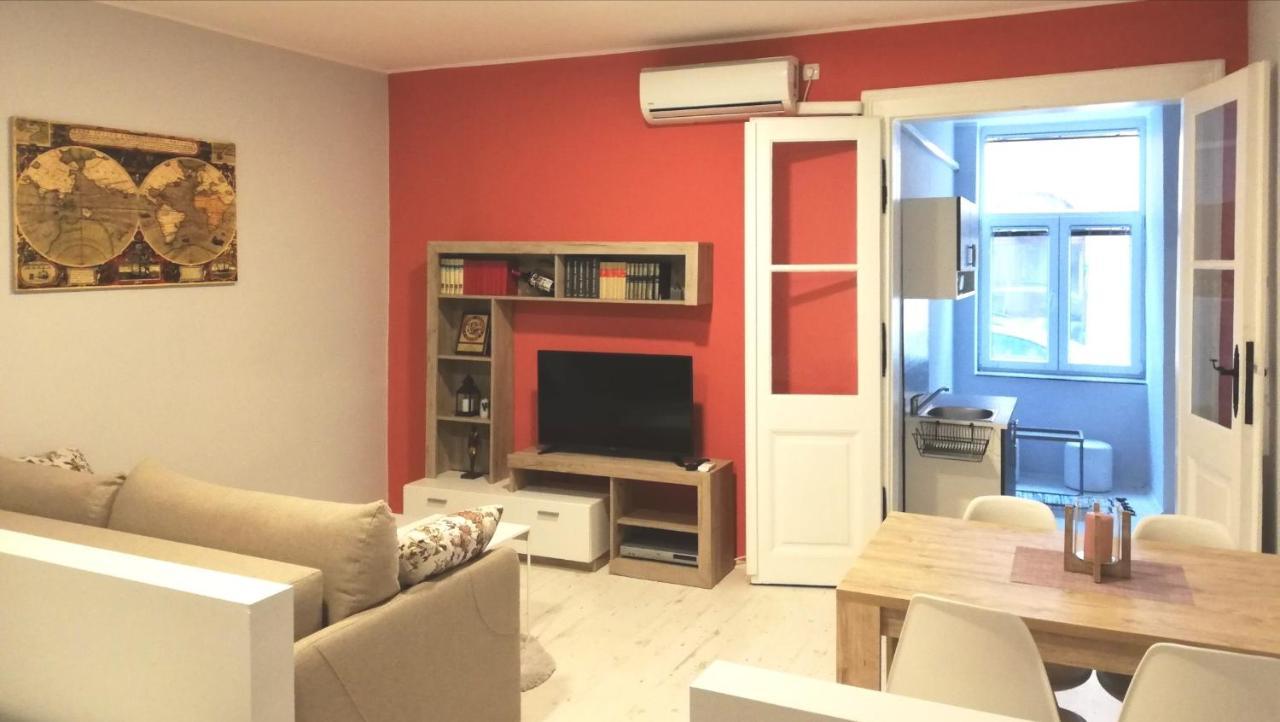 סובוטיקה Apartman Park מראה חיצוני תמונה